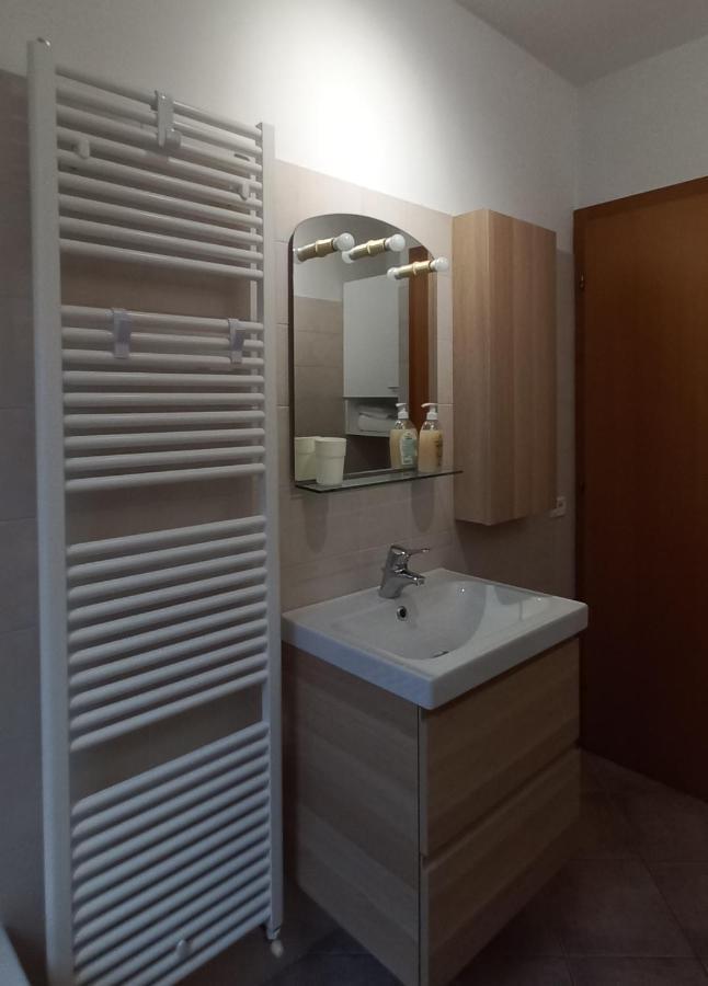 Piccolo E Confortevole Tra Trento E Riva Del Garda Villa Lagarina Exteriör bild