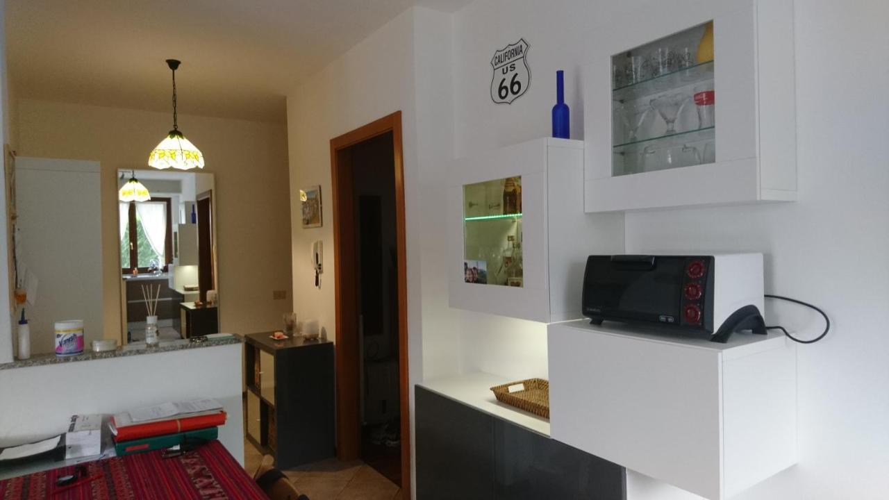Piccolo E Confortevole Tra Trento E Riva Del Garda Villa Lagarina Exteriör bild