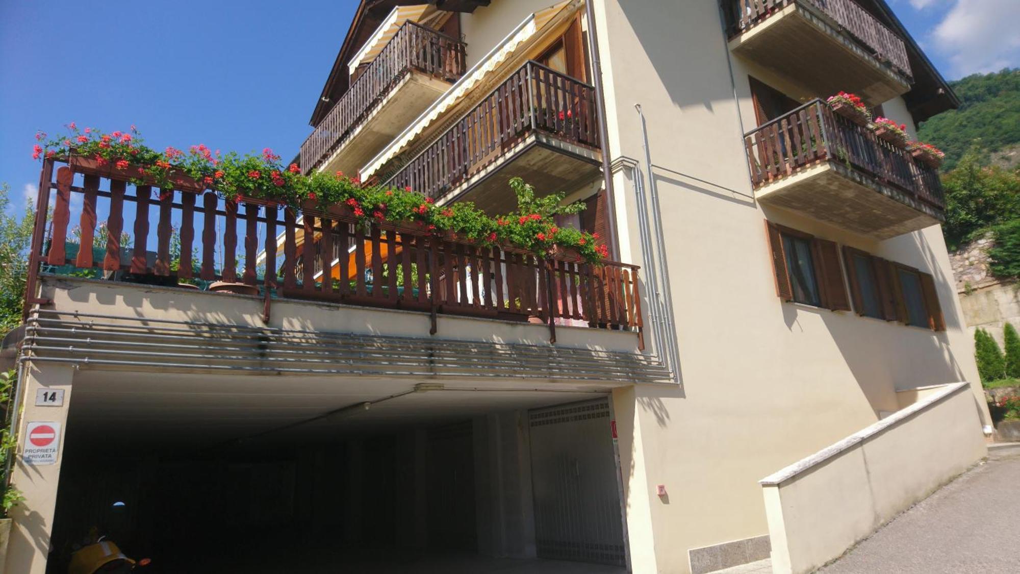 Piccolo E Confortevole Tra Trento E Riva Del Garda Villa Lagarina Exteriör bild
